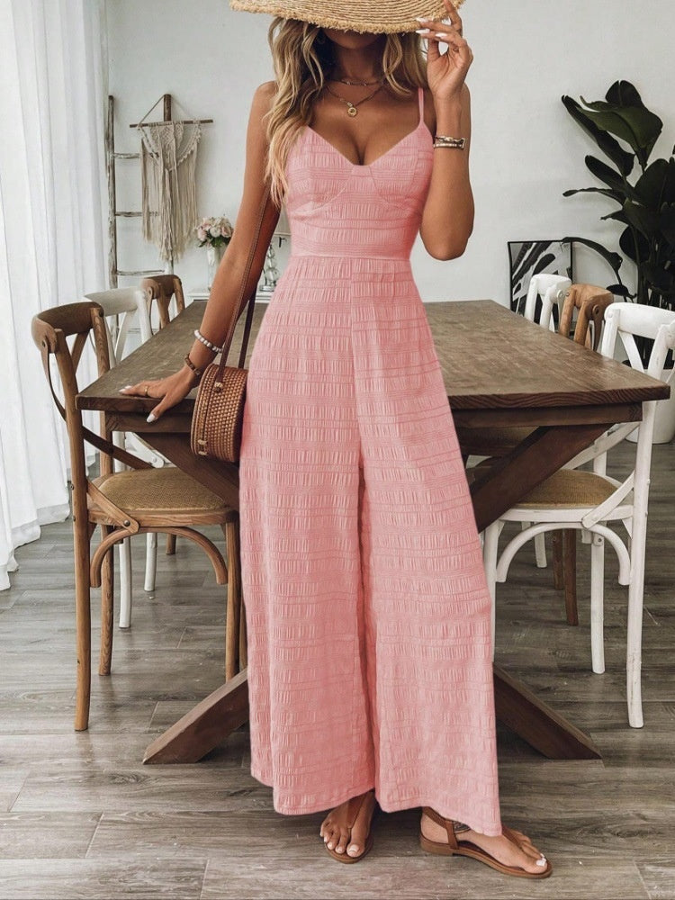 Fashionable Casual Jumpsuit With Shoulder Straps And A Bow Detail On The Back